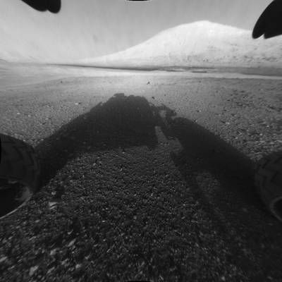 Curiosity, en phase de test, se prépare à explorer le cratère Gale