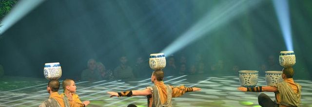 Cirque Phénix - Le Petit Dragon : (4) - Les Jarres du Temple