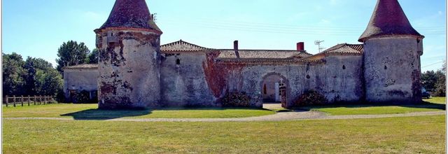85 . Vendée - La Chaize le Vicomte (3) - Logis de Saint-Mars