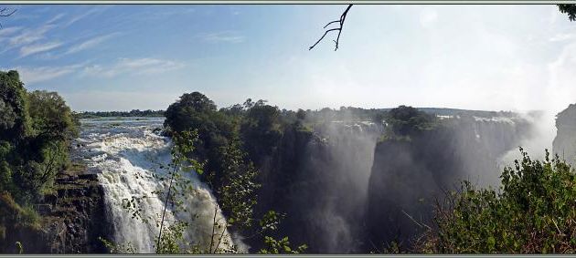 Devil's Cataract (Les Chutes du Diable) - Chutes Victoria - Zimbabwe