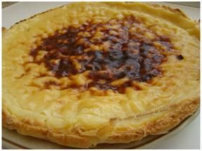 TARTE FEUILLETÉE À LA CRÈME PÂTISSIÈRE