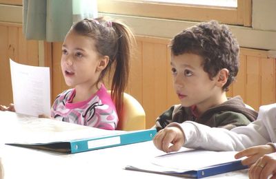 Les petits choristes de la MJC...