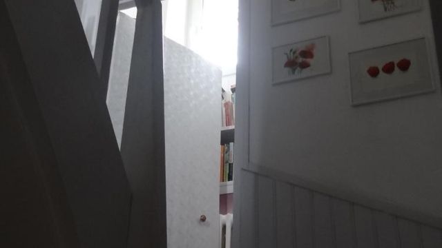 L'escalier et les Toilettes de l'étage (1)