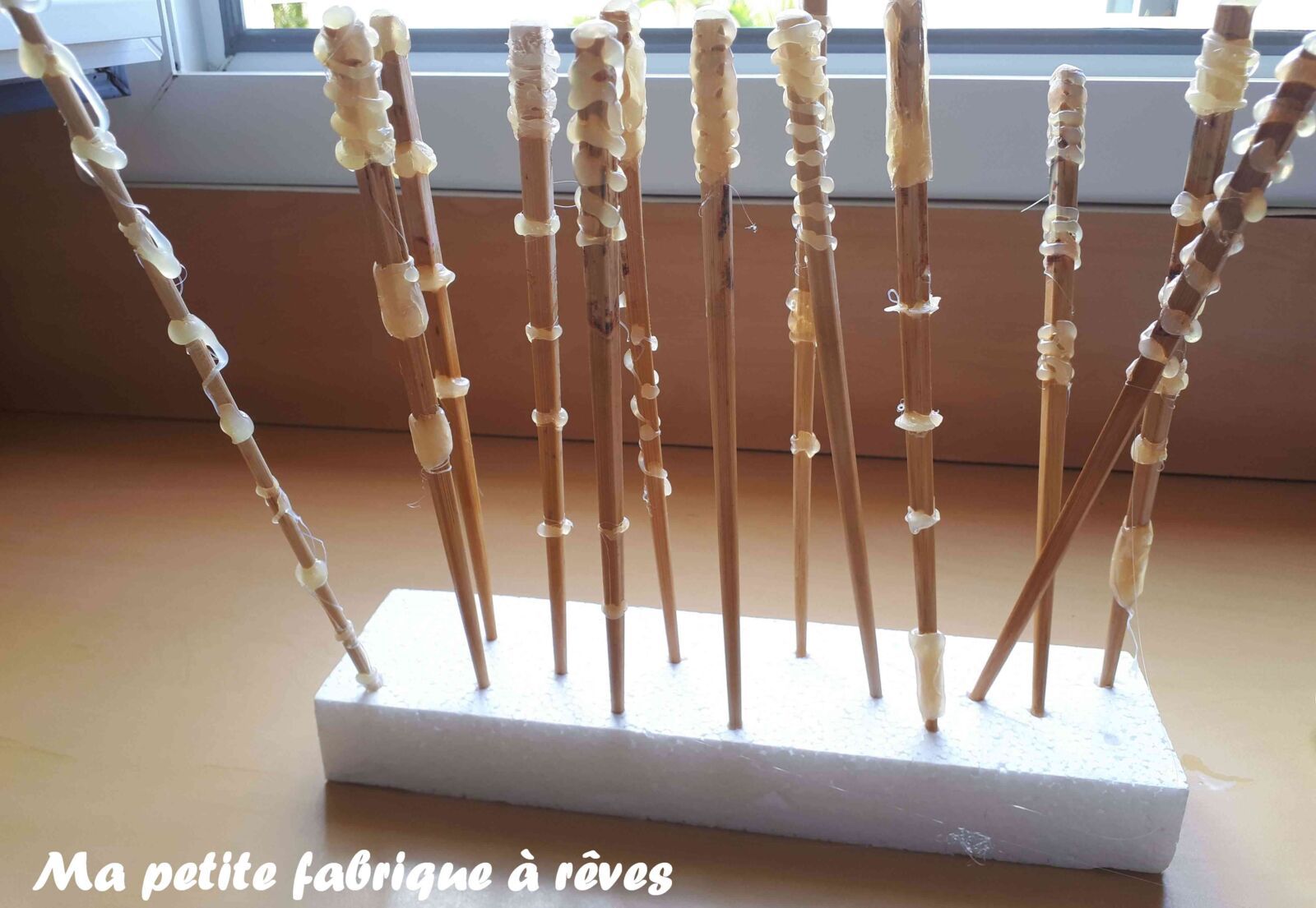 Tuto DIY baguette magique pour un anniversaire sur le thème du sorcier Harry Potter