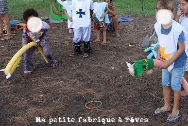 Course de relais anniversaire chevalier, dragon et princesse