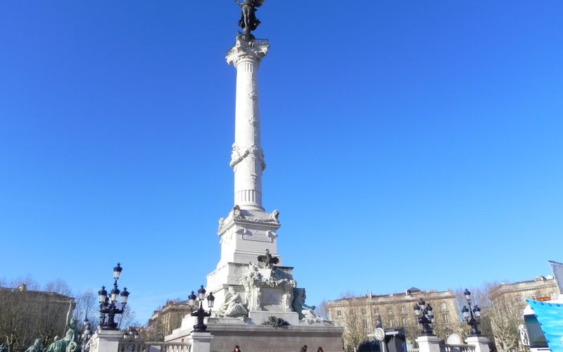 Le monument aux Girondins 33