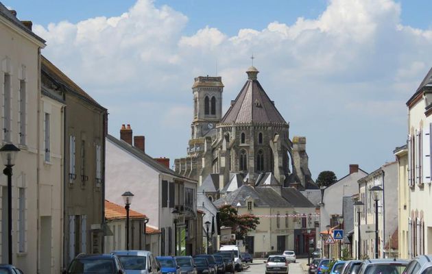 Apremont  & Aizenay