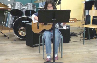 La guitare sèche...