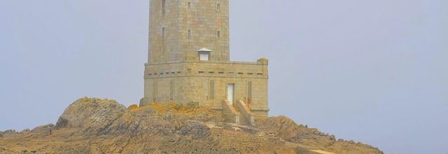 l' ile noire  et son phare 