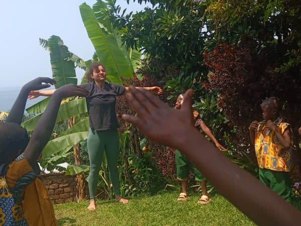 Effet waouw lors de la découverte du compost ! Et des gaines! Et du Yoga!