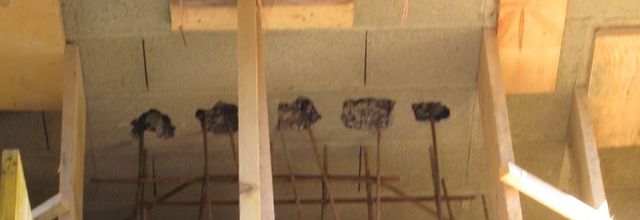 Mise en place des coffrages pour l'escalier béton du sous sol