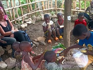 OLI ébloui par les enfants de LA MAISON POUR TOUS!