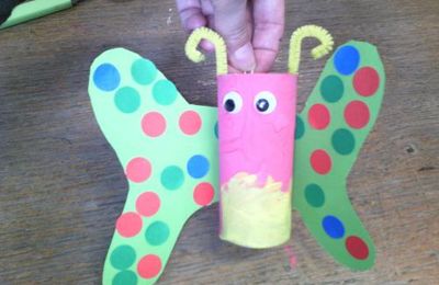* Bricolage: un papillon de printemps à suspendre