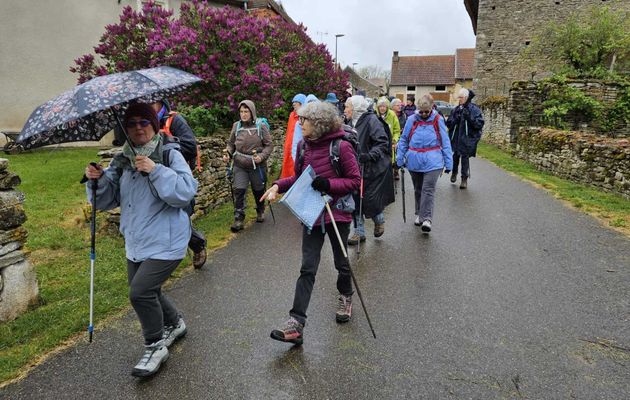 "70 pas d'une ville à un château" - Mercredi 16 avril 2025