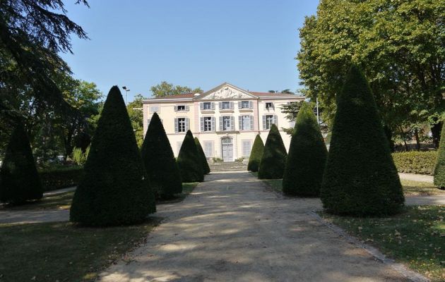 LA VIE DE CHATEAU A GRIGNY