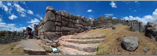 Le deuxième rempart de la forteresse Sacsayhuamán - Cuzco - Pérou