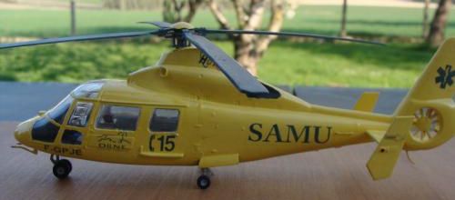 Maquette hélicoptère au 1/48 AS 365N Dauphin F-GPJE du SAMU 61