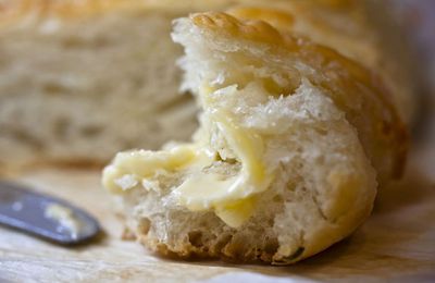 Comment faire du pain frais avec du pain rassis ?