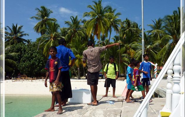 Débarquement à Mandhoo - Atoll d'Ari - Maldives