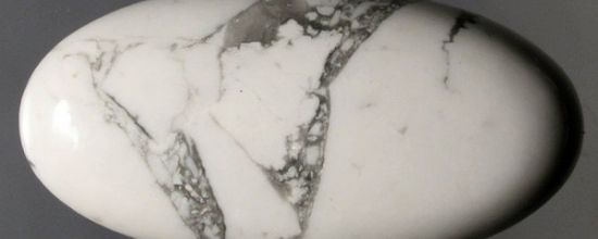 Howlite