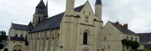 Abbaye royale de Fontevraud (3/6) : L'église abbatiale
