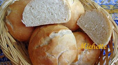Pain blanc individuel sans pétrissage