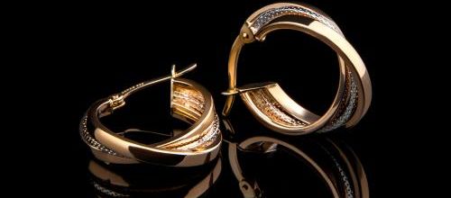 How a professional gold buyers offers you the best amount of precious jewelries?