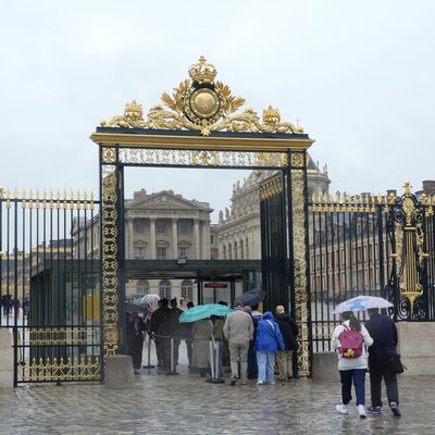C'EST  VERSAILLES  !  ICI...................