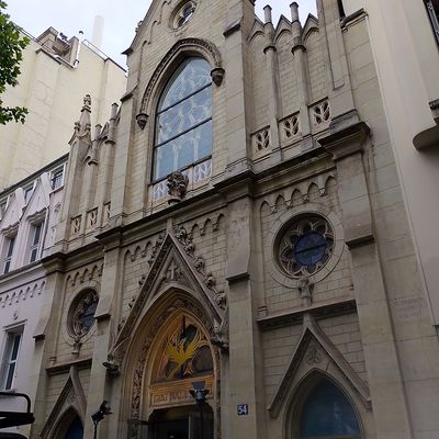 Visite un peu particulière d'une église 