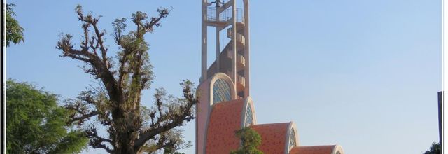 UNE EGLISE PAS COMME LES AUTRES 