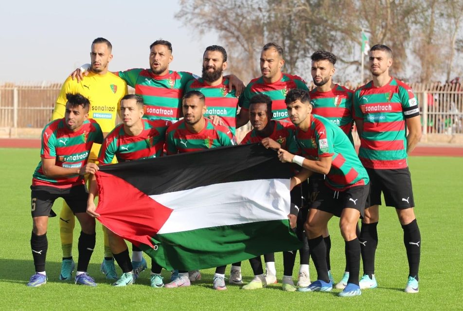 Samedi 25.11.2023 à Oued Souf Stade du 