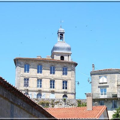 1092 - Bourg-sur-Gironde, en Gironde (33) (suite, son Histoire)