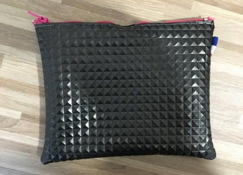 Trousse bis