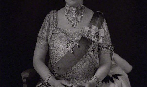Reine Mary