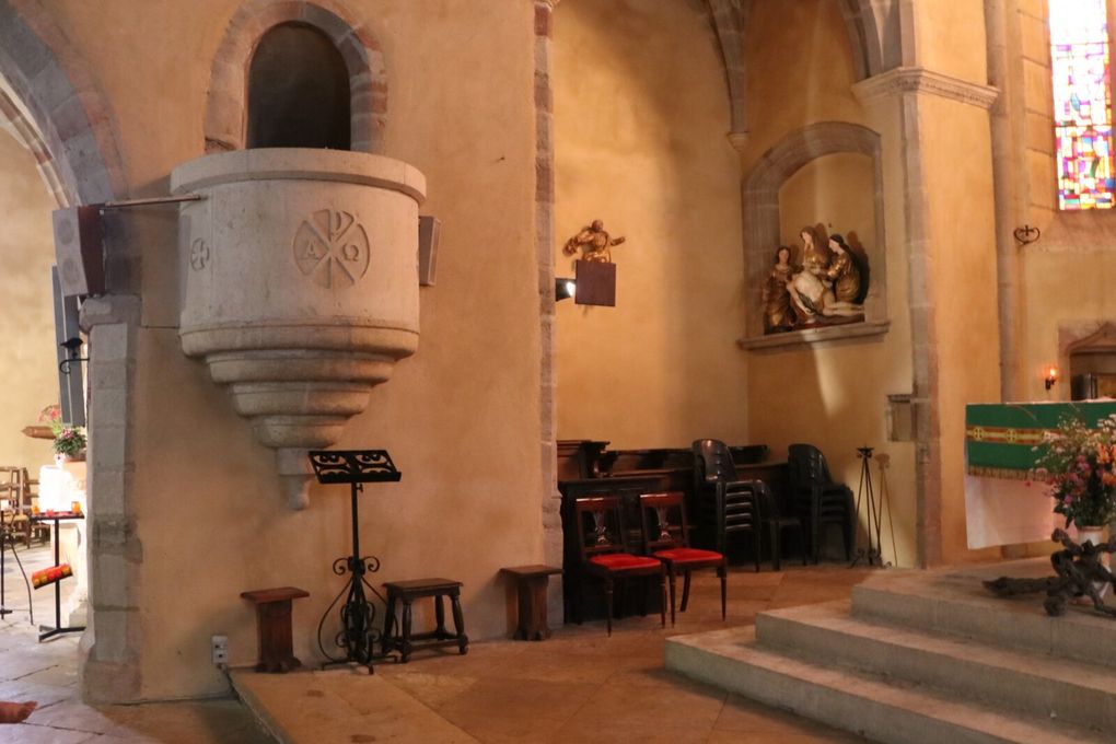 ÉGLISE SAINT-CÔME-ET-SAINT-DAMIEN      SAINT-CÔME-D'OLT (12)