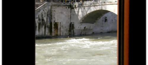 AFFACCIATI ALLA FINESTRA