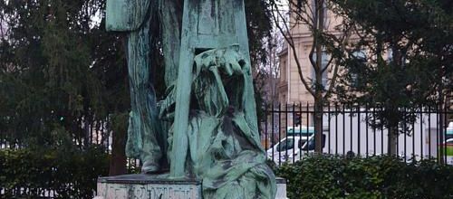 Jardin des Plantes :  Emmanuel Frémiet par Henri Gréber 