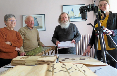 « Ils remontent le temps avec l'herbier Guittot »