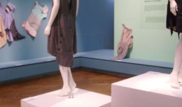 PARIS*FASHION@SCAREE