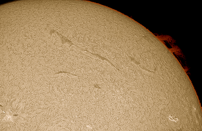 Retour sur le Soleil en H-alpha le 21 avril 2025