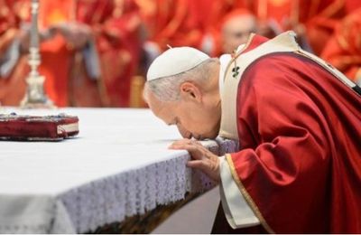Nouvelles du Vatican - Léon XIV: «L'espérance chrétienne regarde au-delà de l'horizon terrestre» et PLUS