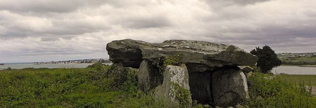  le dolmen   de la mer 