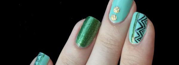 Nail Art aztèque et estival très facile