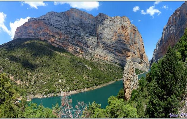 Randonnée au Congost de Mont-Rebei : Panorama sur la falaise de Mungay (1320 m) - Aragon/Catalogne - Espagne