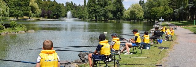 à  toutes    et    tous,  une    bonne    fin  de    semaine !