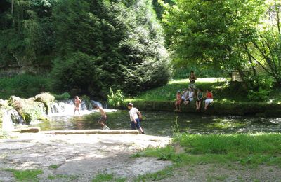 Un peu de fraîcheur à la Douix...