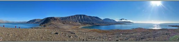 Panorama sur Devon Island vue de la presqu'île de Dundas Harbour - Baffin Bay - Nunavut - Canada