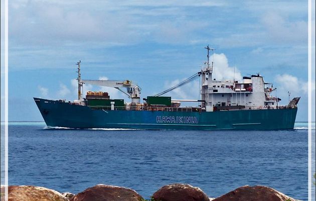 Le bateau Hawaiki Nui sortant du port de Uturoa - Raiatea - Polynésie française
