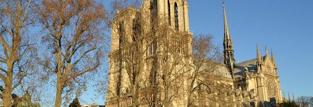 Histoire de Notre-Dame de Paris et une petite question ...