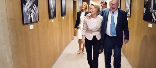 La Grèce , saccagée par la commission européenne ?